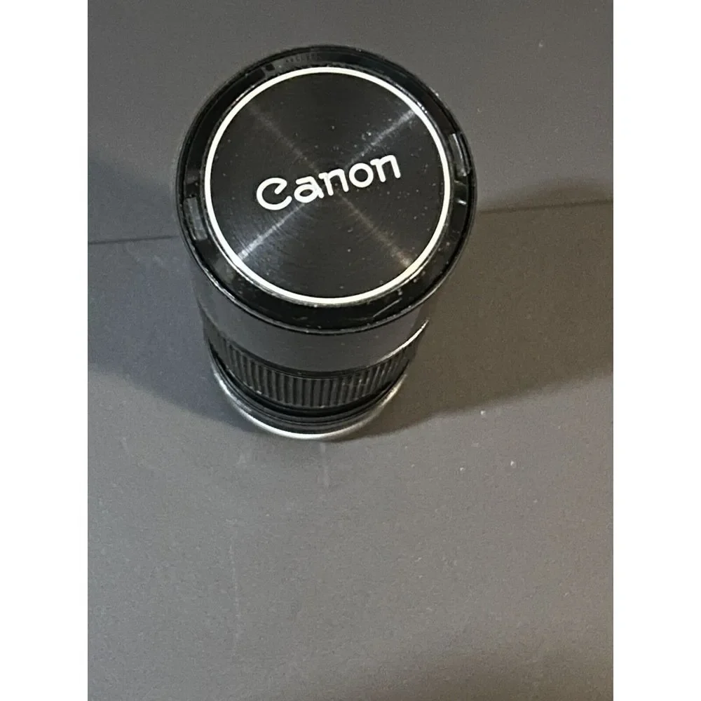 VNTG Canon FD 100-200mm 1:5.6 Zoom Lens Vintage Long Camera Attachment‎